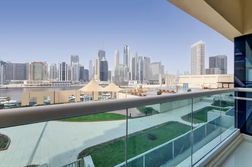 2 Bedrooms Apartment in The Residences at Business Central Image